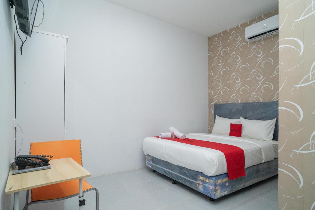 Reddoorz Near Sarinah Jakarta Exteriör bild